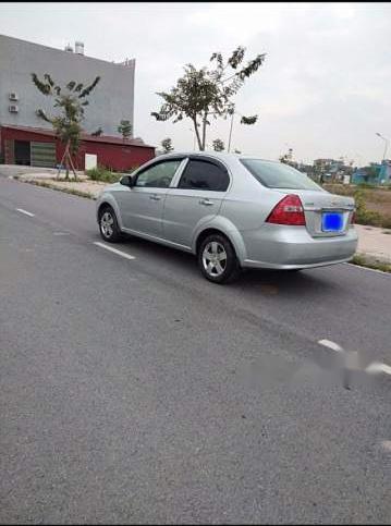 Chevrolet Aveo   2012 - Cần bán gấp Chevrolet Aveo đời 2012, màu bạc