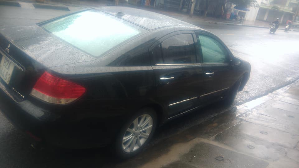 Mitsubishi Galant 2009 - Bán Mitsubishi Galant 2009, màu đen, xe nhập, 370tr