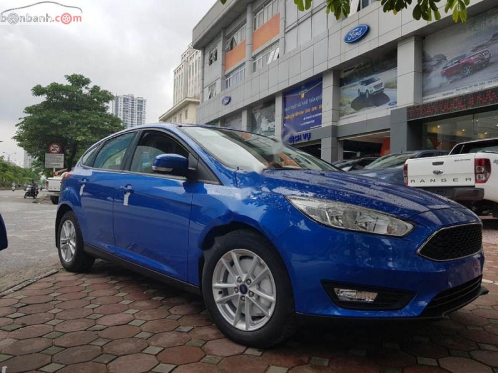 Ford Focus Trend  2018 - Bán Ford Focus Trend năm sản xuất 2018, màu xanh lam