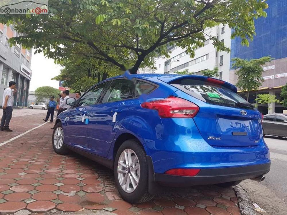 Ford Focus Trend  2018 - Bán Ford Focus Trend năm sản xuất 2018, màu xanh lam