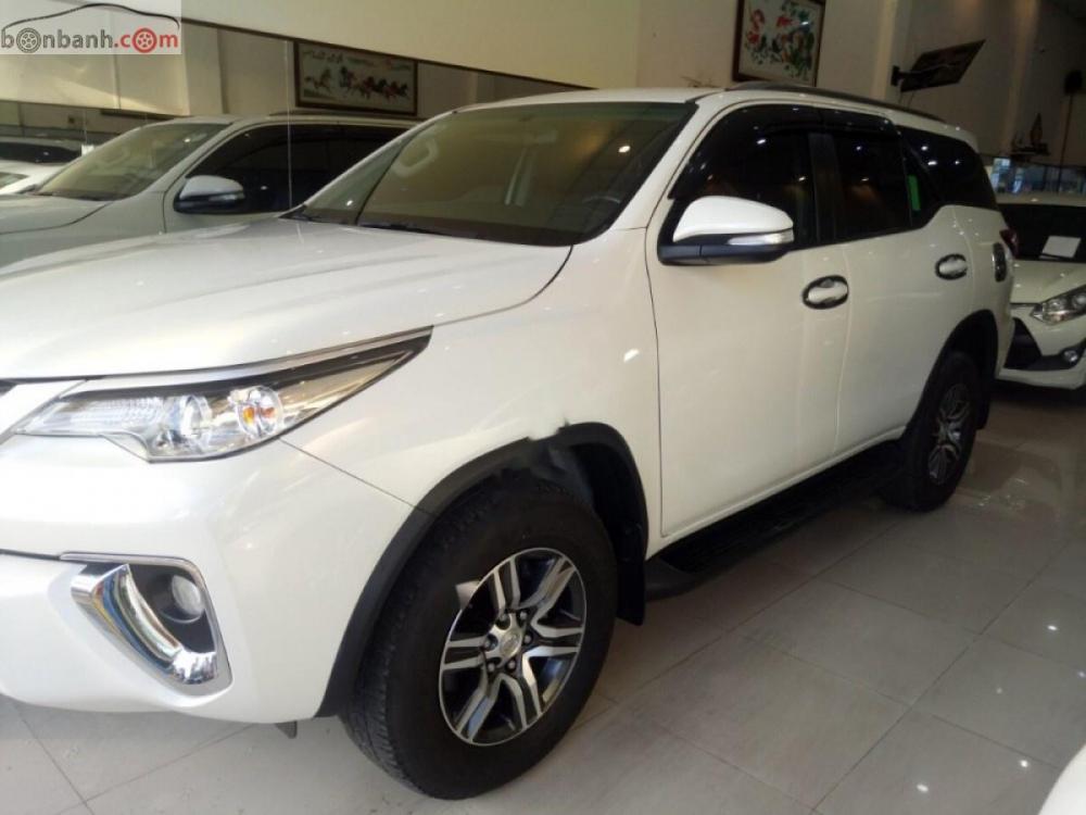 Toyota Fortuner 2.4G 4x2 MT 2017 - Bán Toyota Fortuner 2.4G 4x2 MT năm sản xuất 2017, màu trắng, xe nhập số sàn