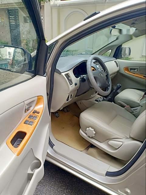 Toyota Innova 2.0G 2009 - Cần bán gấp Toyota Innova 2.0G đời 2009, chính chủ, giá 396tr