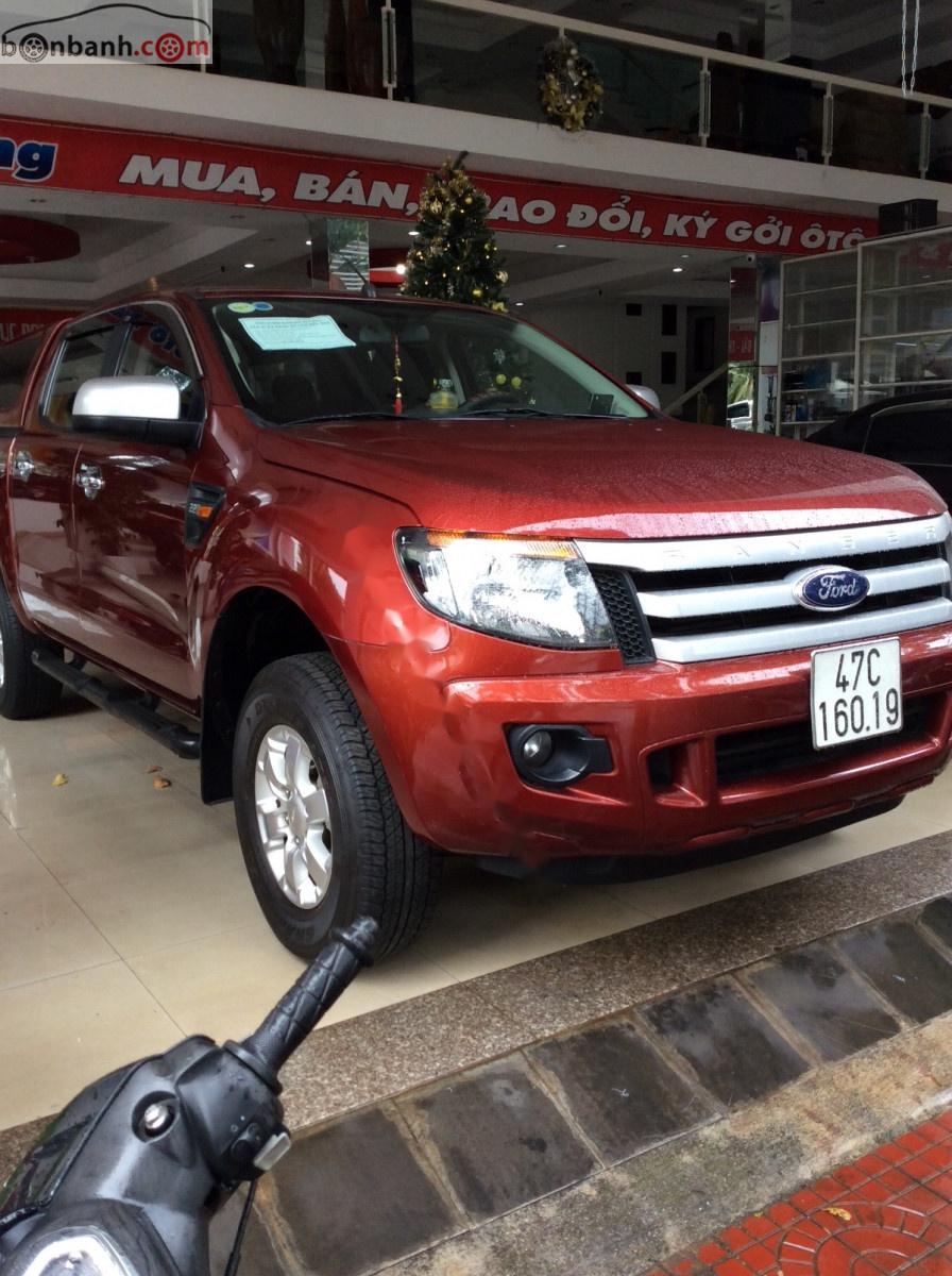 Ford Ranger XLS 2.2L 4x2 AT 2015 - Bán xe ô tô bán tải Ford Ranger XLS 2.2L 4x2 AT, sản xuất và đăng ký lần đầu năm 2015