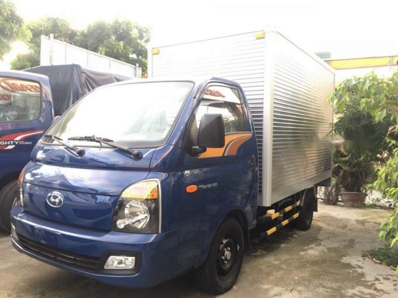 Hyundai Porter  H150 2018 - Bán xe Hyundai Porter model 2019, màu xanh lam, xe nhập, 366tr