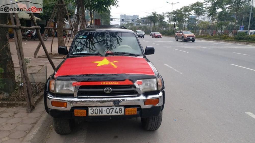 Toyota 4 Runner 3.0 AT 1992 - Cần bán Toyota 4 Runner 3.0 AT đời 1992, màu đen, hai cầu cài cầu điện