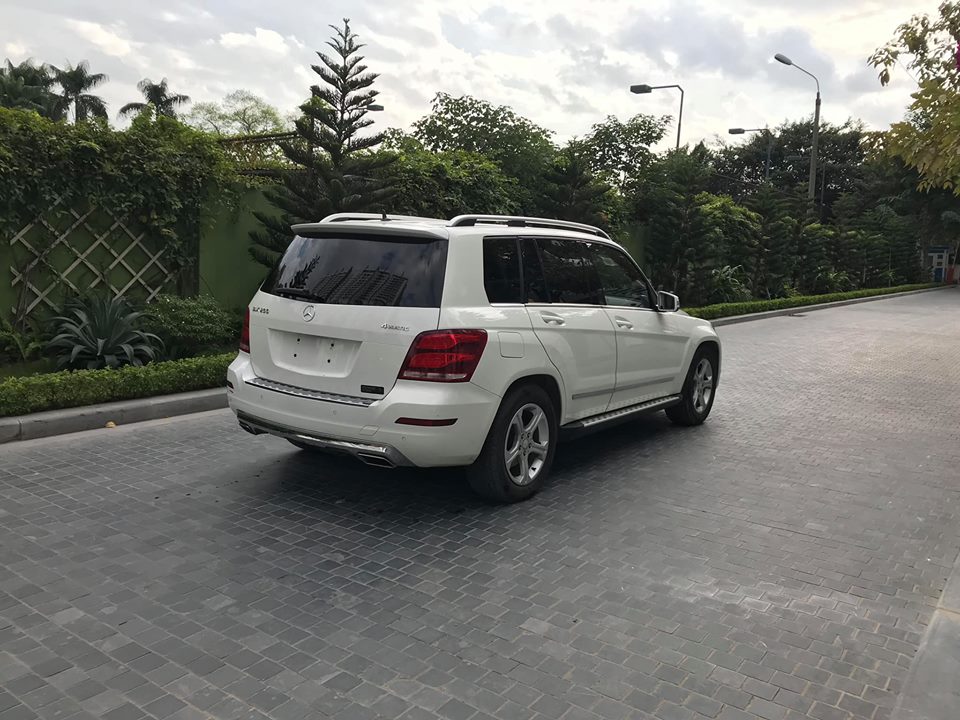 Mercedes-Benz GLK Class 250 2014 - Bán xe Mercedes GLK 250 đời 2015, màu trắng