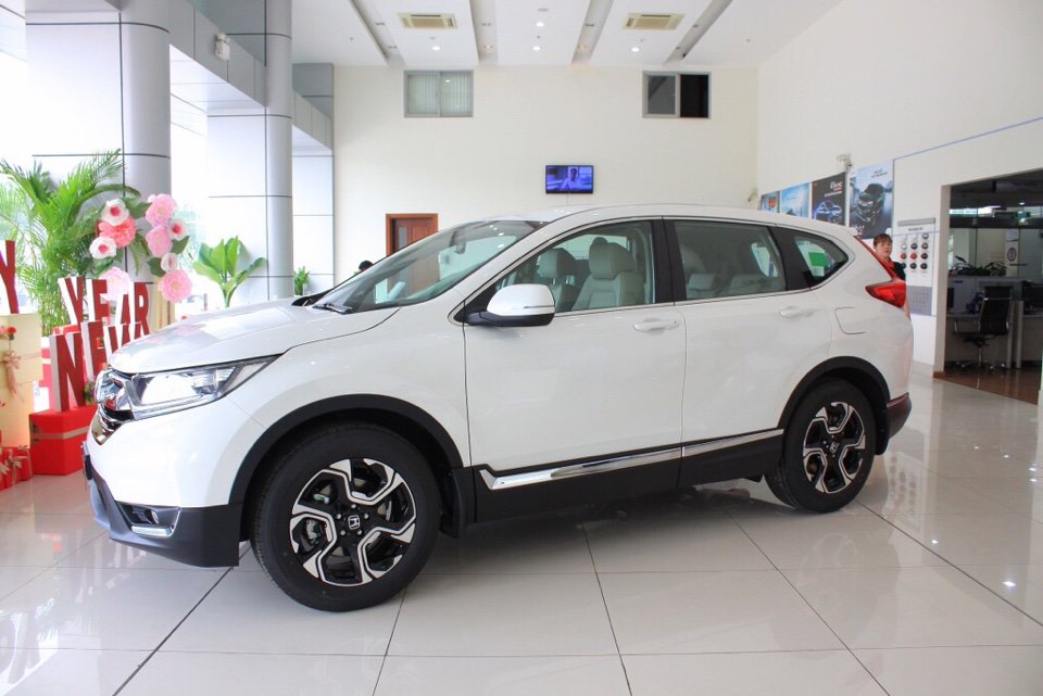 Honda CR V E 2018 - Giao liền Honda CR V 1.5E màu trắng, số lượng có hạn