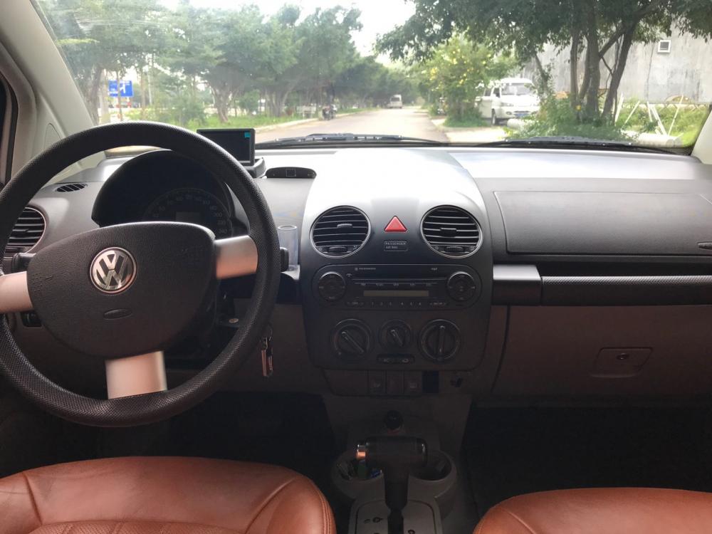 Volkswagen New Beetle 1.6AT 2009 - Bán Volkswagen New Beetle 1.6AT 2009, màu trắng