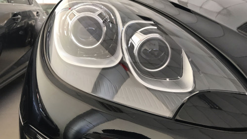 Porsche Macan 2015 - Bán ô tô Porsche Macan đời 2015, màu đen