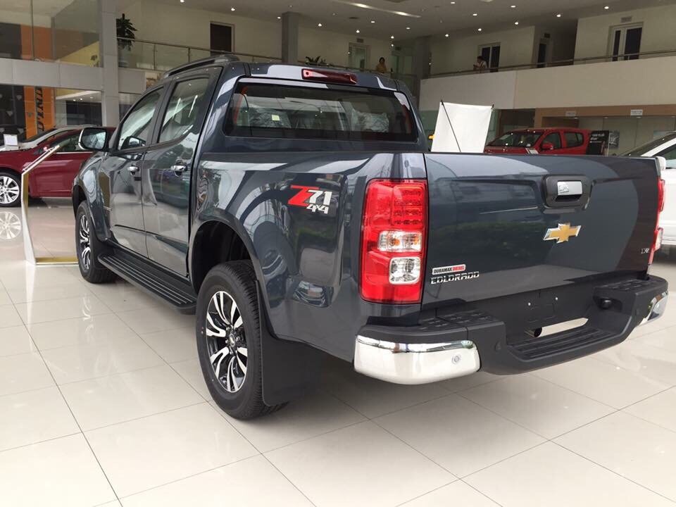 Chevrolet Colorado 2018 - Hai cầu số sàn, sẵn xe Chevrolet Colorado năm 2018, giao ngay, tặng gói phụ kiện hấp dẫn, lh 0969016692