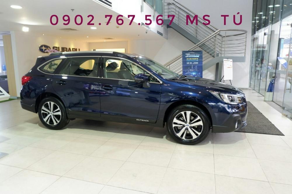 Subaru Outback 2.5 i-S Eyesight 2018 - Bán xe Subaru Outback 2.5 i-S Eyesight 2018 màu xanh đen, KM tháng 12 gọi 0902.767.567 Ms Tú