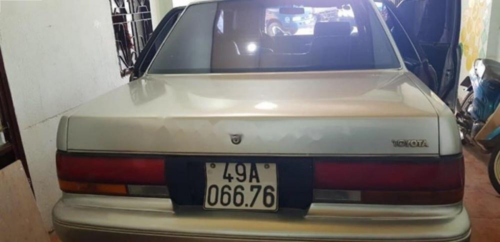 Toyota Crown 2.2 MT 1991 - Cần bán lại xe Toyota Crown 2.2 MT năm 1991, màu bạc, nhập khẩu