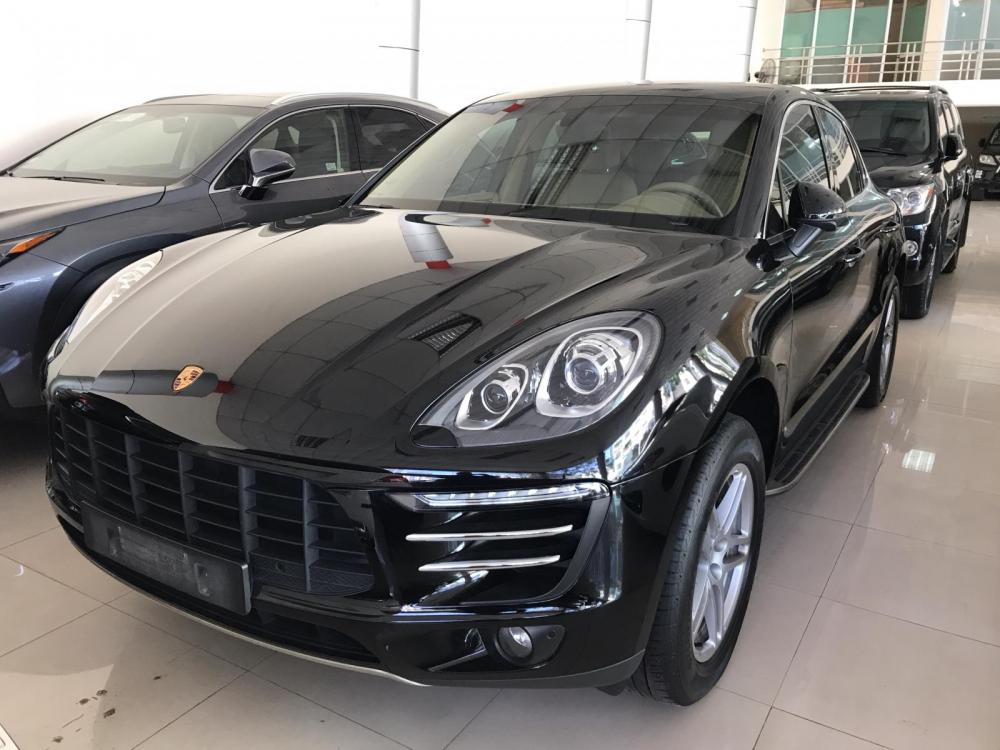 Porsche Macan 2.0 2015 - Bán PorsChe Macan 2.0 Sx 2015, màu đen, nội thất kem, odo 3 vạn 9 km