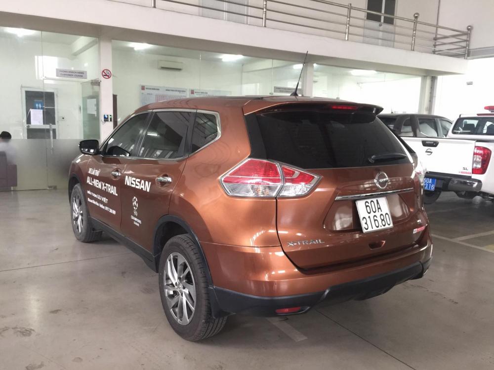 Nissan X trail SL 2016 - Nissan Biên Hoà thanh lý xe Xtrail 1 cầu 2.0 SL, giá ra đi 780tr (màu nâu)