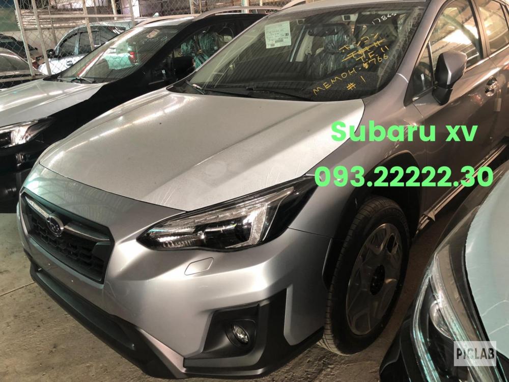 Subaru XV 2.0 2018 - Bán Subaru XV màu bạc xe giao ngay, KM lớn tháng 12, gọi 093.22222.30 Ms Loan