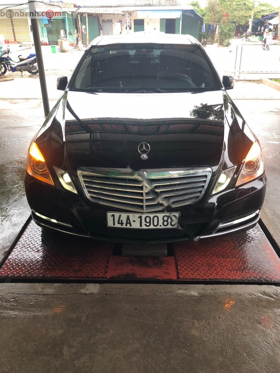 Mercedes-Benz E class E300 2012 - Cần bán xe Mercedes E300 2012, màu đen chính chủ