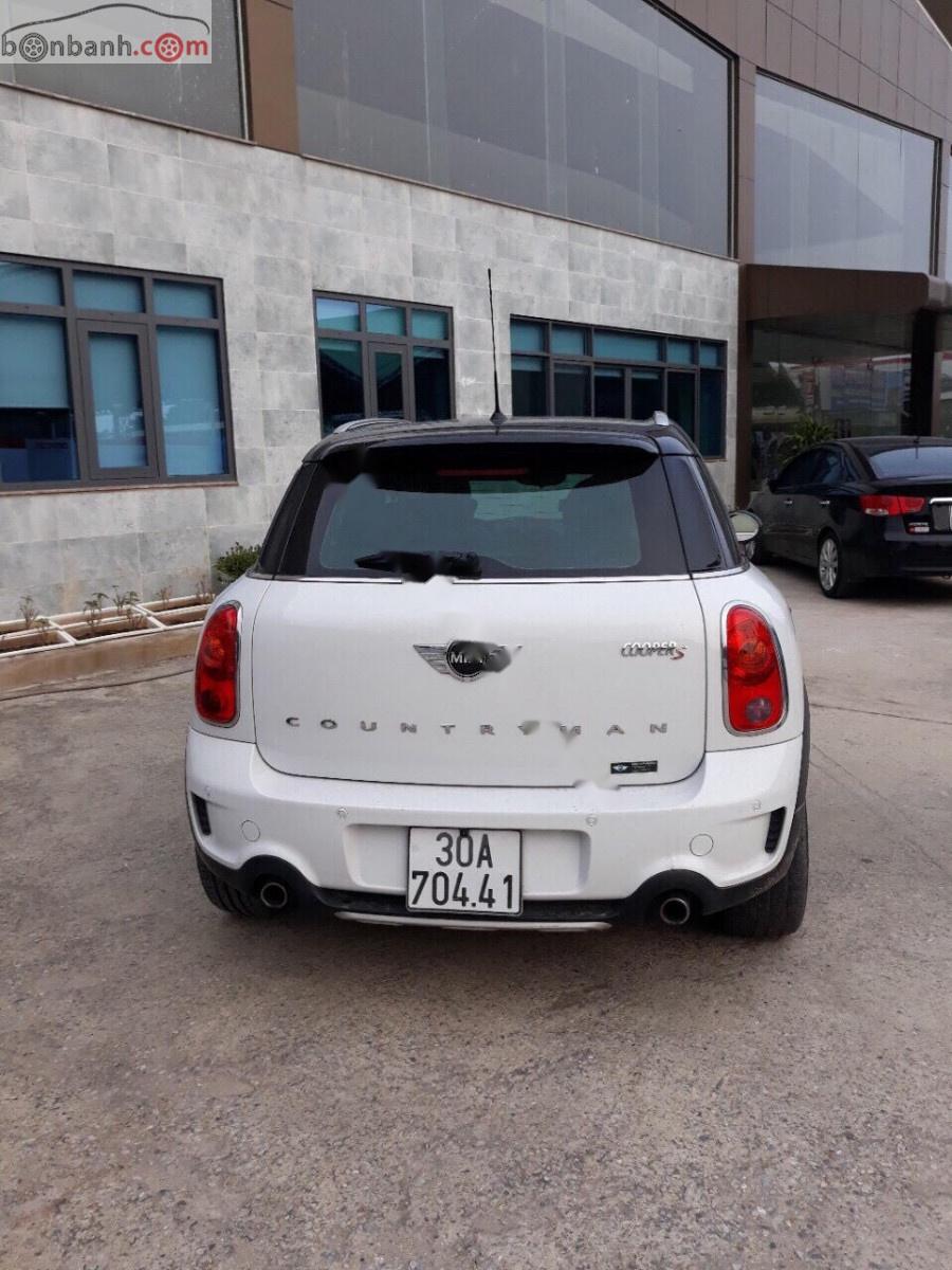 Mini Cooper S Countryman 2014 - Cần bán Mini Cooper S Countryman năm sản xuất 2014, màu trắng, xe nhập