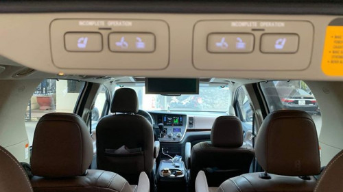 Toyota Sienna  Limited  2015 - Bán Toyota Sienna Limited đời 2015, màu trắng