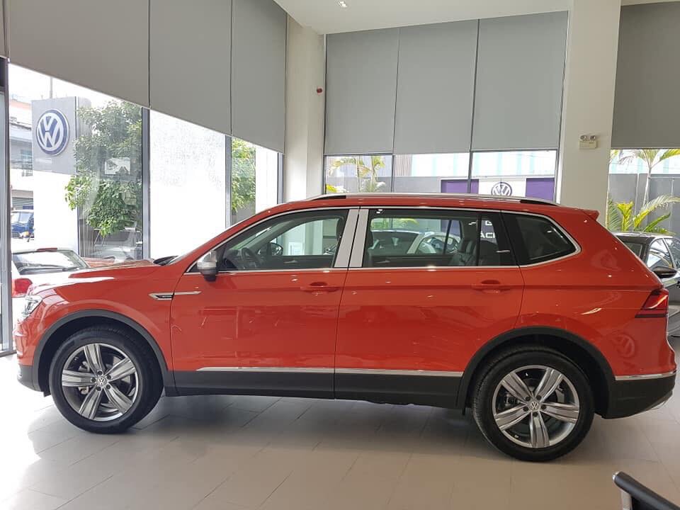 Audi Q3 2018 - Bán SUV 7 chỗ gầm sản xuất 2018, xe nhập Đức, giao ngay trong tuần, đủ màu