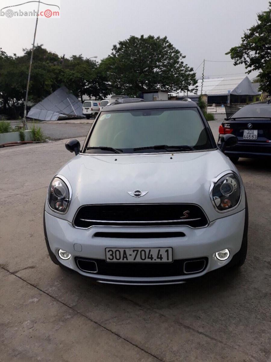 Mini Cooper S Countryman 2014 - Cần bán Mini Cooper S Countryman năm sản xuất 2014, màu trắng, xe nhập