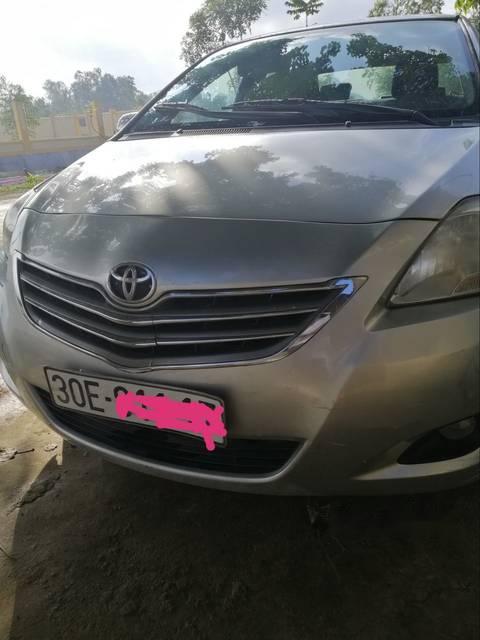 Toyota Vios 2010 - Bán Toyota Vios đời 2010, màu bạc, phom mới đẹp