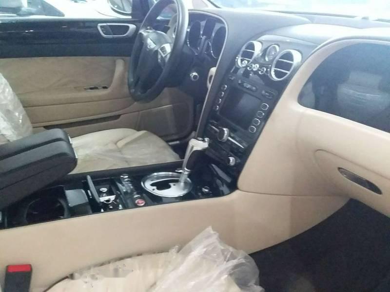 Bentley Continental 2008 - Cần bán xe Bentley Continental năm 2008, màu đen, nhập khẩu nguyên chiếc