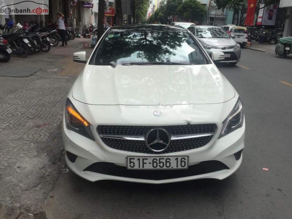 Mercedes-Benz CLA class CLA 200 2015 - Cần bán Mercedes CLA 200 sản xuất 2015, màu trắng, nhập khẩu nguyên chiếc ít sử dụng