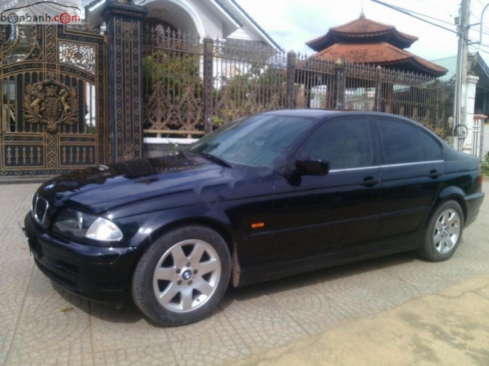 BMW 3 Series 318i 2001 - Cần bán BMW 318i sản xuất 2001, màu đen