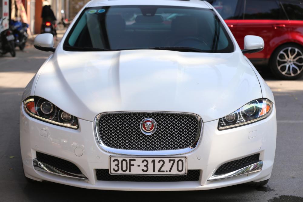 Jaguar XF 2014 - Jaguar XF màu trắng nội thất, da bò model 2014, đăng ký lần đâu 2016