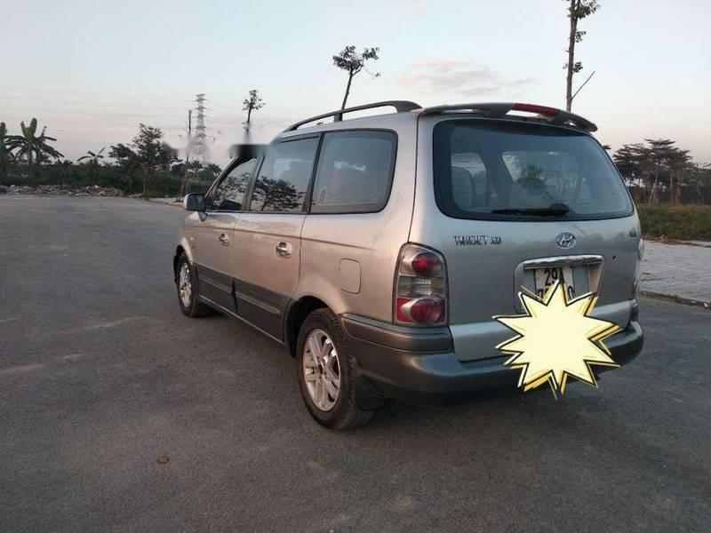 Hyundai Trajet 2006 - Cần bán gấp Hyundai Trajet đời 2006, màu bạc, nhập khẩu chính chủ, 318 triệu