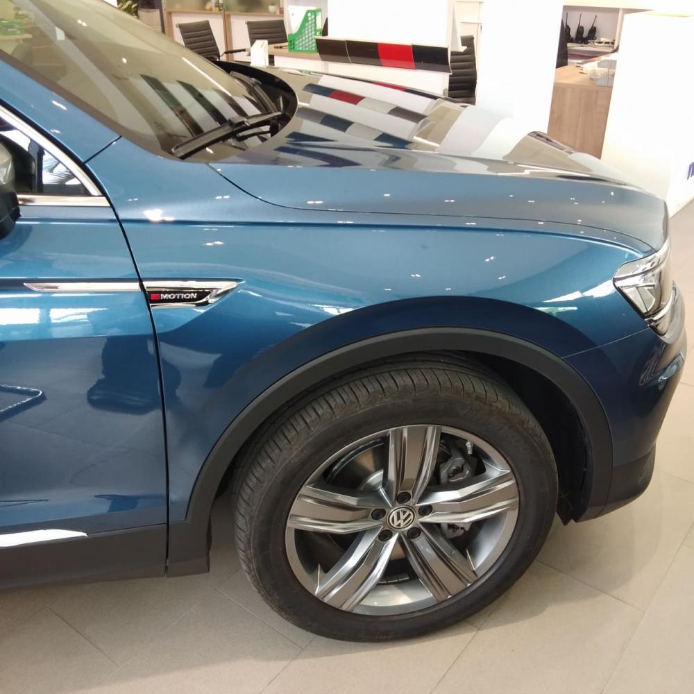 Volkswagen Tiguan 2018 - Bán Tiguan AllSpace, xe Đức, nhập khẩu nguyên chiếc, có xe giao liền