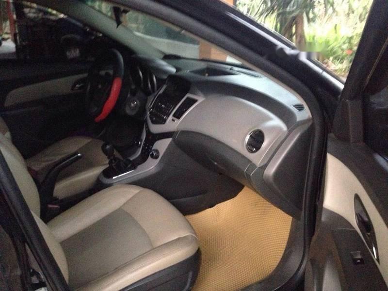 Chevrolet Cruze   2011 - Cần bán lại xe Chevrolet Cruze đời 2011, đăng ký cuối năm 2011