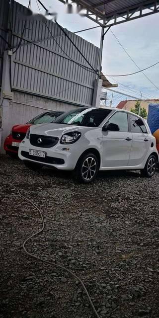 Smart Forfour 2016 - Bán Smart Forfour năm 2016, màu trắng, xe nhập giá cạnh tranh