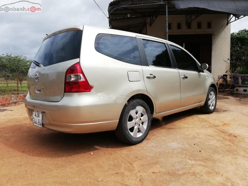 Nissan Grand livina 1.8 MT 2011 - Bán ô tô Nissan Grand livina 1.8 MT đời 2011 số sàn