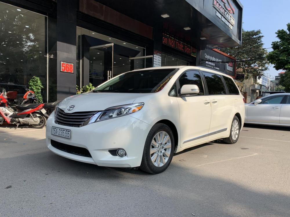 Toyota Sienna Limited  2015 - Bán Toyota Sienna Limited cũ 2015, màu trắng, giao xe ngay tại Hà Nội