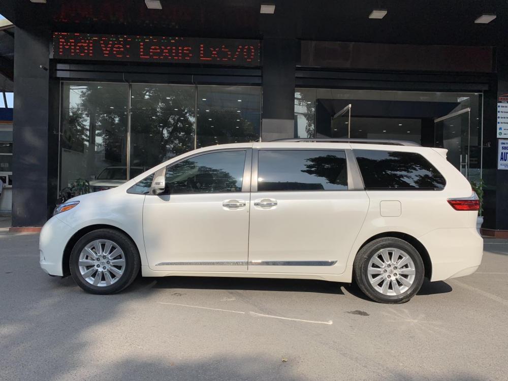 Toyota Sienna Limited  2015 - Bán Toyota Sienna Limited cũ 2015, màu trắng, giao xe ngay tại Hà Nội