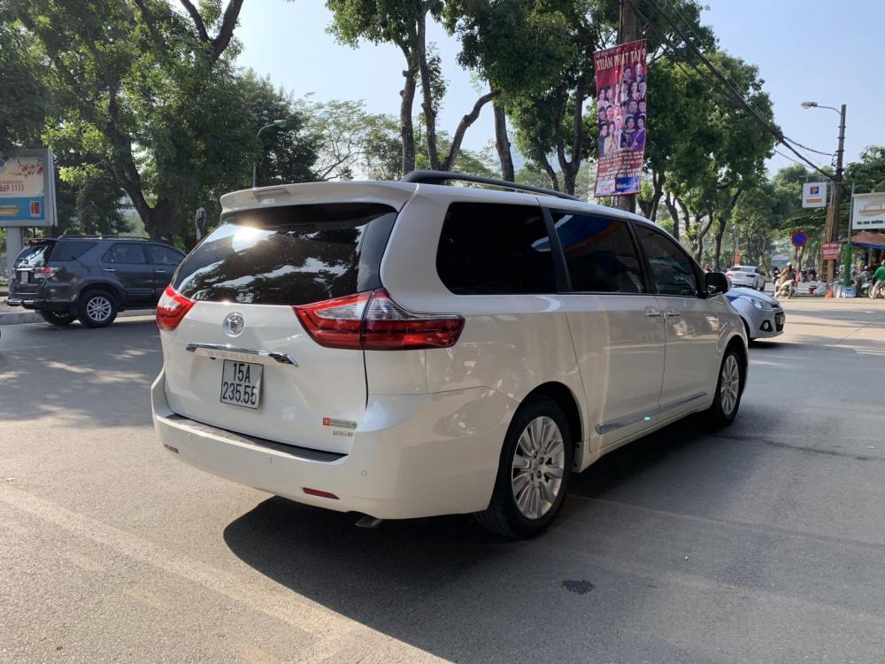 Toyota Sienna Limited  2015 - Bán Toyota Sienna Limited cũ 2015, màu trắng, giao xe ngay tại Hà Nội