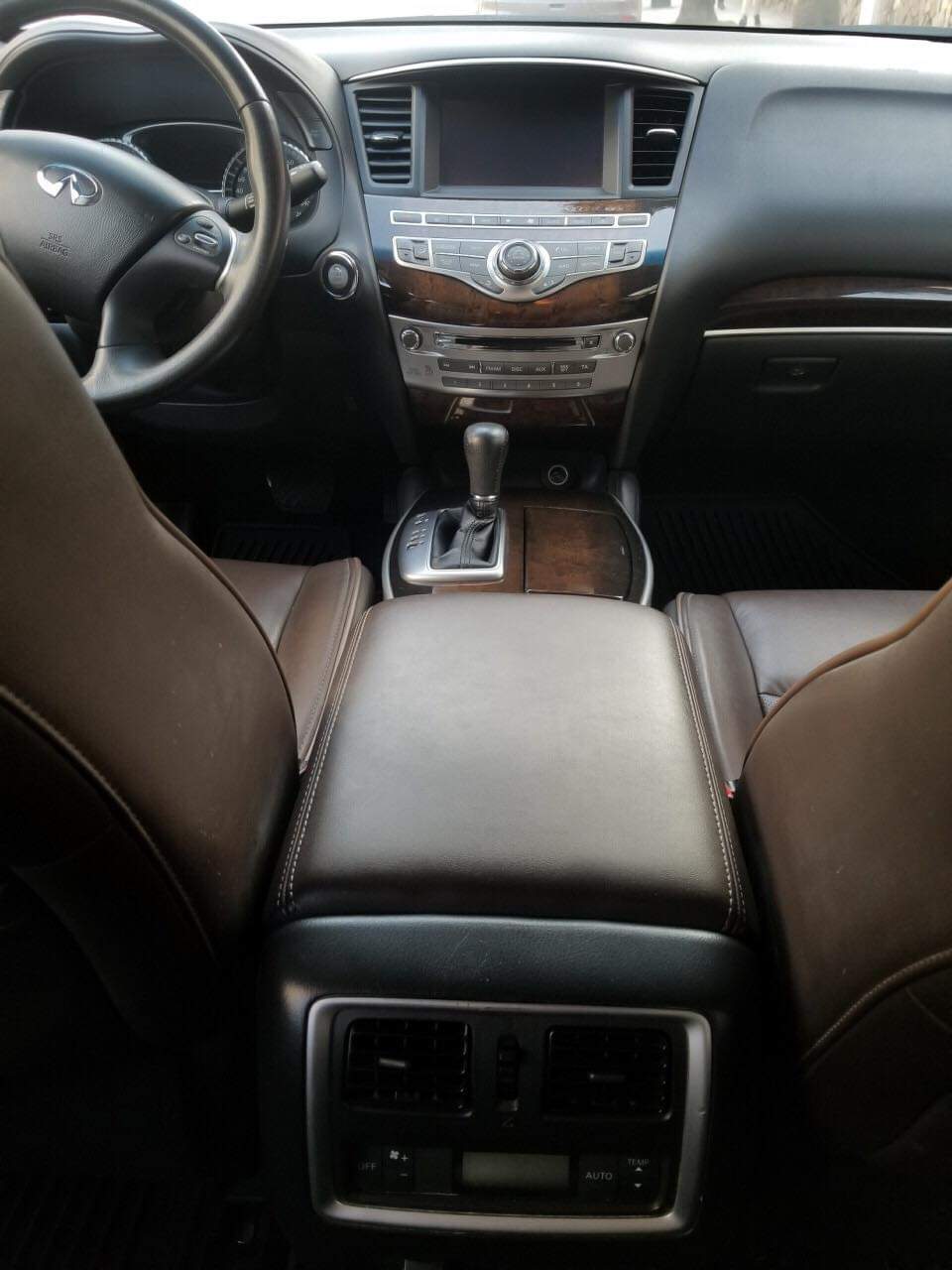 Infiniti QX60 2015 - Bán xe Infiniti QX60 đăng ký lần đầu 6/2015, màu trắng nhập từ Mỹ