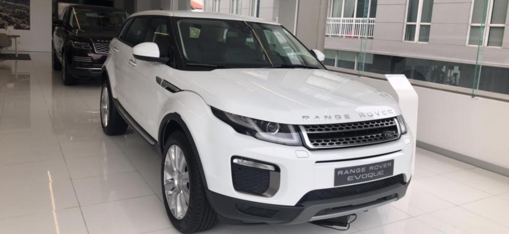 LandRover Evoque 2018 - Bán LandRover Evoque năm sản xuất 2018, màu trắng, xe nhập giao ngay