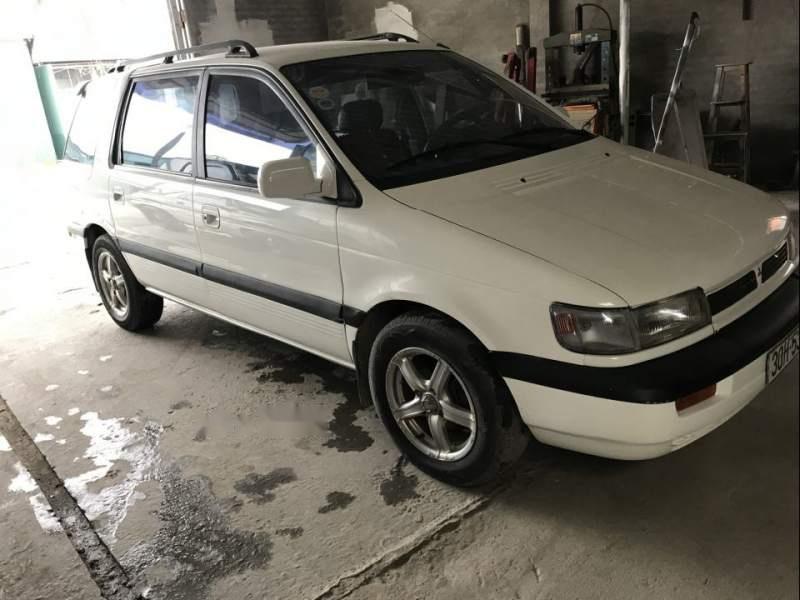 Mitsubishi Space Gear    1993 - Bán xe Mitsubishi Space Gear, đăng kí 6 chỗ, 1.8, máy xăng, số sàn, xe rất đẹp