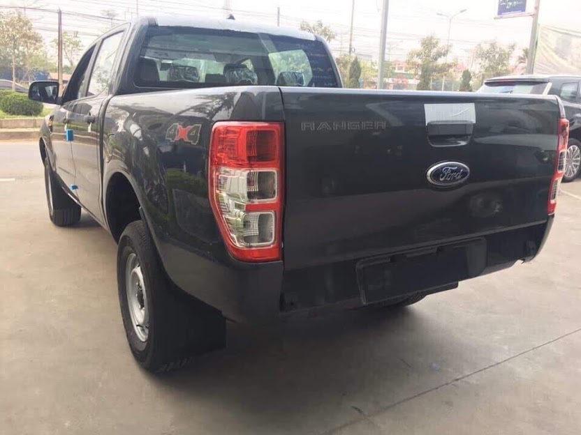 Ford Ranger XL 2018 - Giao ngay tại Điện Biên - bán tải Ranger XL màu đen, mới 100%, chính hãng- LH: 0941921742