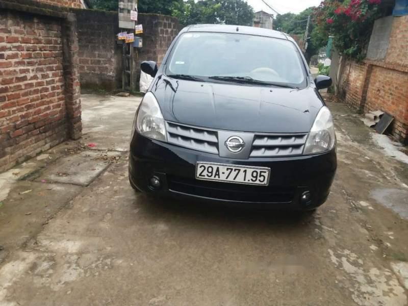 Nissan Grand livina  MT 2010 - Cần bán xe Nissan Livina đời 2010, màu đen, xe đẹp