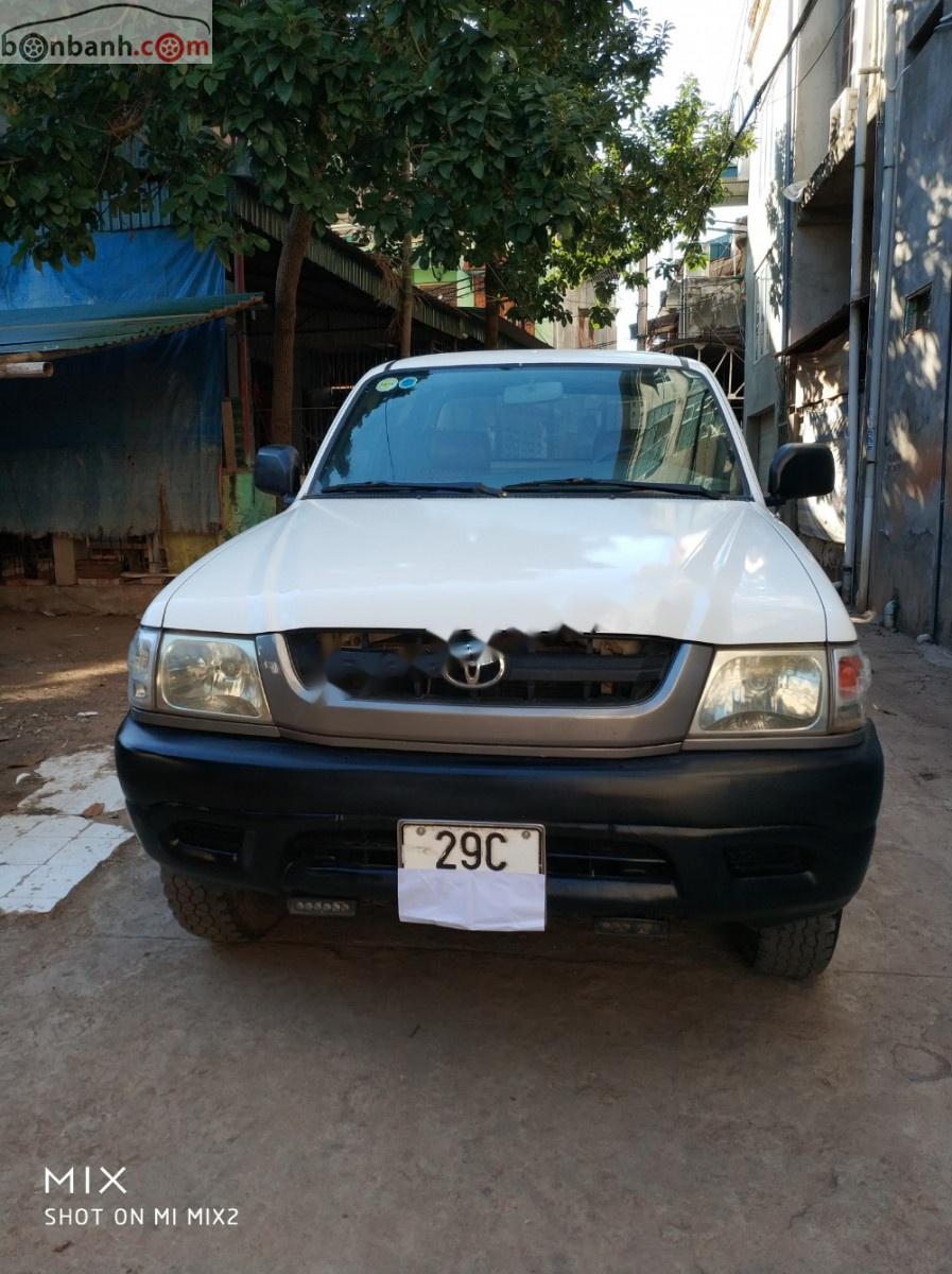 Toyota Hilux 2003 - Bán Toyota Hilux sản xuất 2003, màu trắng, nhập khẩu