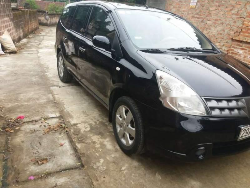 Nissan Grand livina  MT 2010 - Cần bán xe Nissan Livina đời 2010, màu đen, xe đẹp