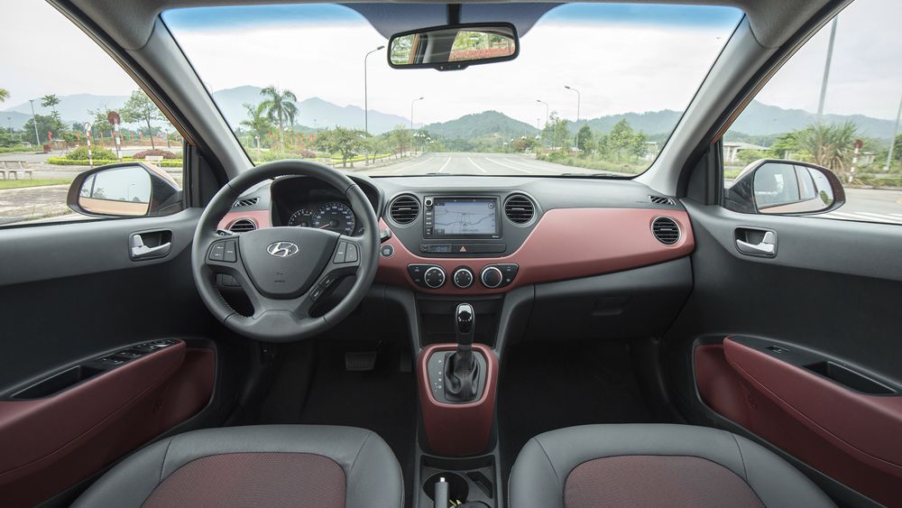 Hyundai Grand i10 1.2 AT 2018 - Bán Hyundai i10 tại Huế đủ màu đủ phiên bản  - Liên hệ ngay Thanh Thúy: 0393721368 để nhận ưu đãi chi tiết 