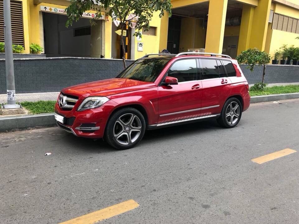 Mercedes-Benz CLK class GLK220 2013 - Bán GLK220 sản xuất 2013 máy dầu, xe nhập, cam kết chất lượng, không đâm đụng và không ngập nước