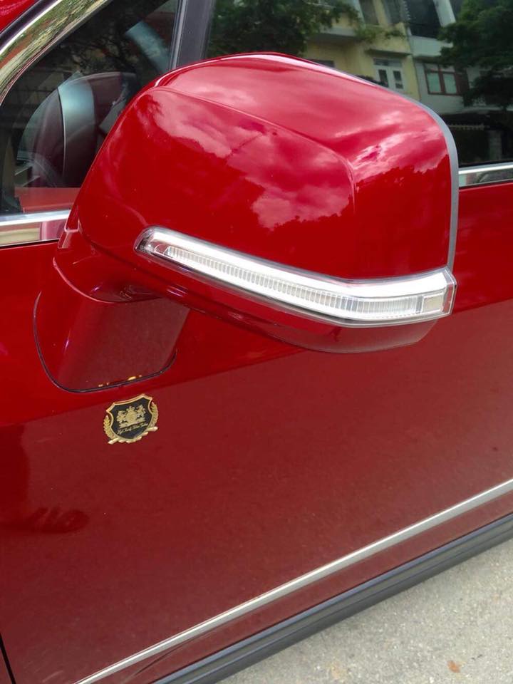 Chevrolet Orlando LTZ 2015 - Cần bán gấp Chevrolet Orlando 2015 màu đỏ mận