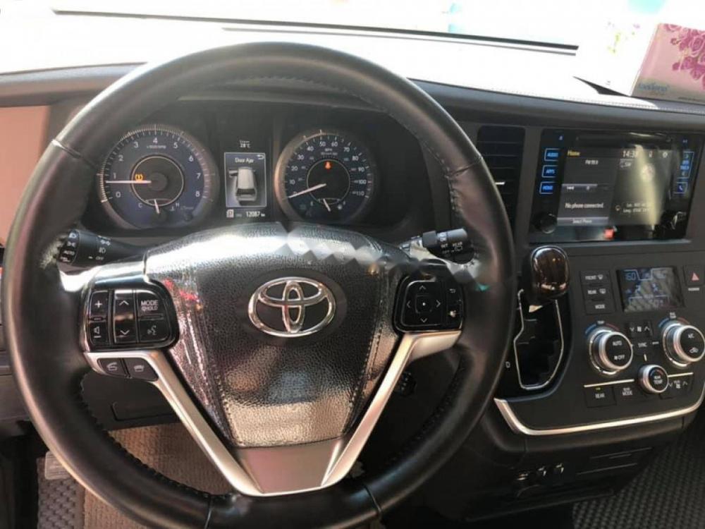 Toyota Sienna Limited 3.5 2015 - Cần bán gấp Toyota Sienna Limited 3.5 đời 2015, màu trắng, nhập khẩu