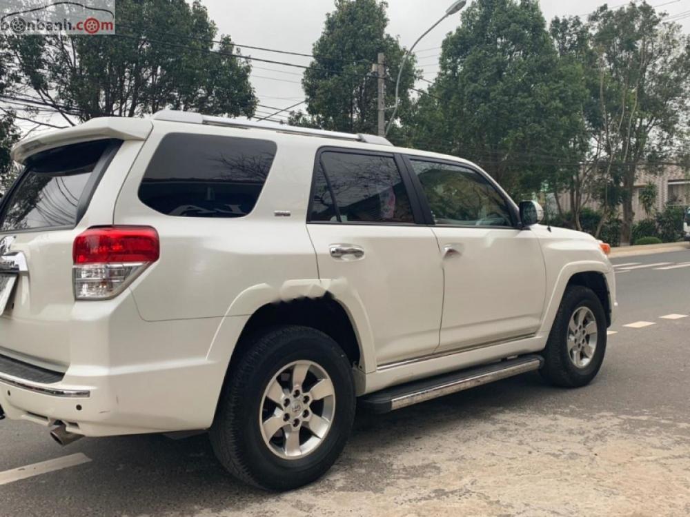 Toyota 4 Runner SR5 2012 - Cần bán lại xe Toyota 4 Runner SR5 năm 2012, màu trắng, xe nhập  