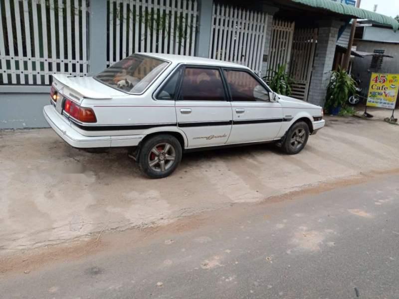 Toyota Corona 1986 - Bán xe Toyota Corona đời 1986, màu trắng